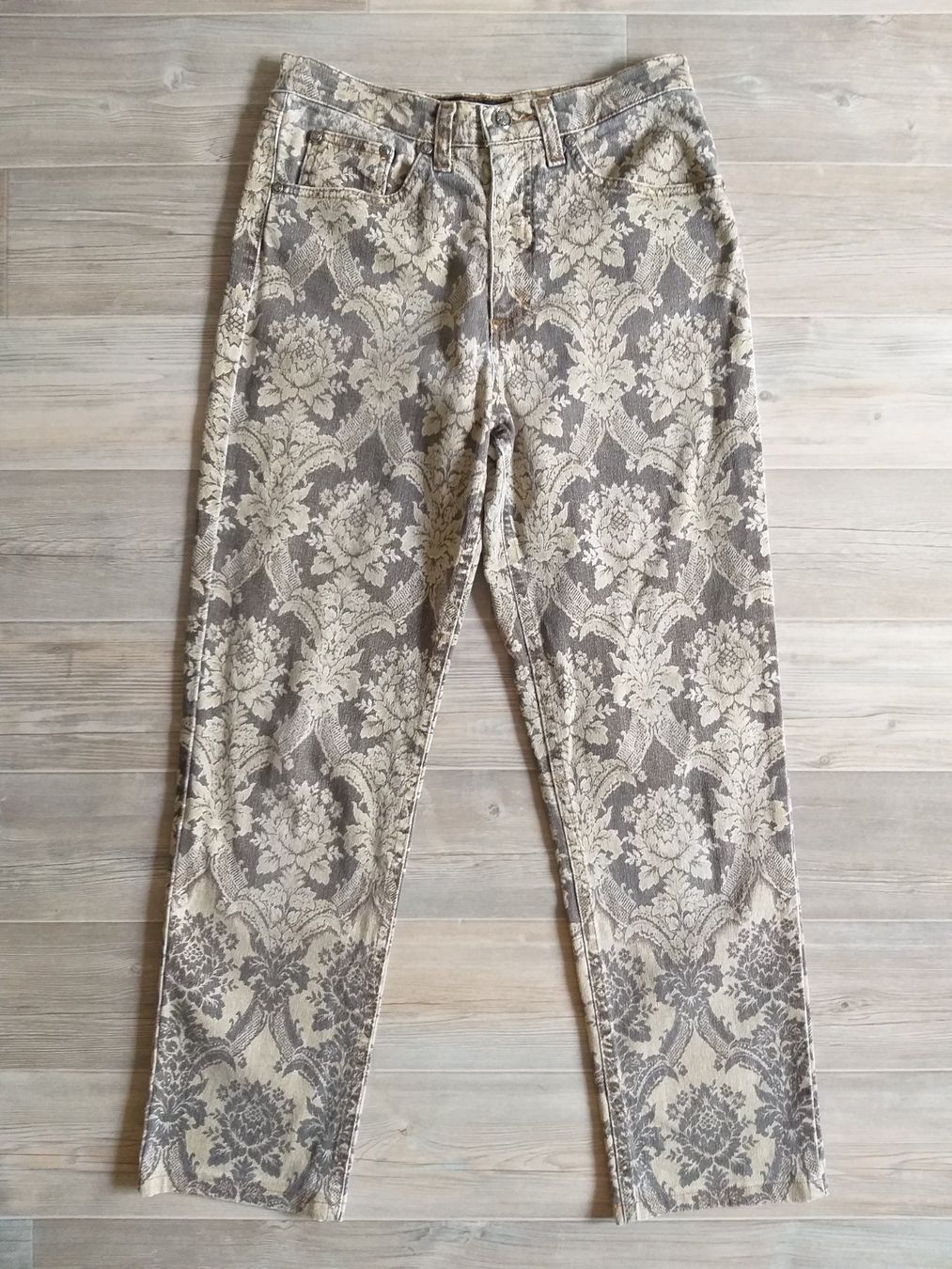 Roberto Cavalli Jeans: ROBERTO CAVALLI Jeans taille / Grosse XS – Gebraucht aus Cossonay-ville von Super-Price-Quality