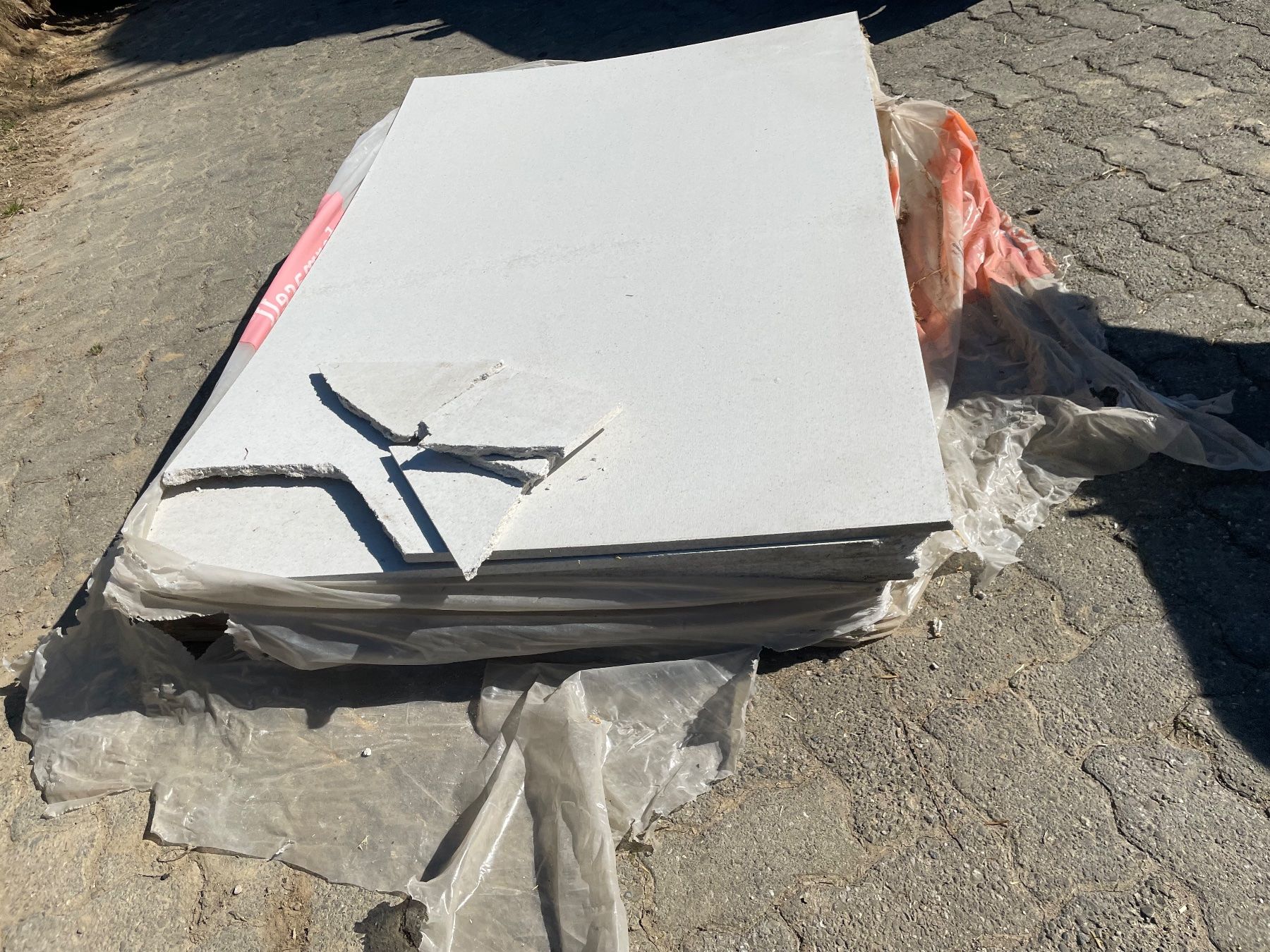 Piatti di portata: Fermacell Platten Gipsfaserplatte – Usato da Huttwil venduto da alc_s2gc 3