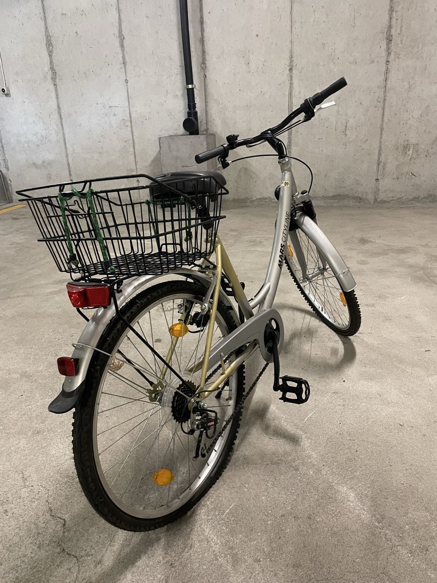 Biciclette: Fahrrad mit Korb – Usato da St. Gallen venduto da LukasWantsToBuy 1
