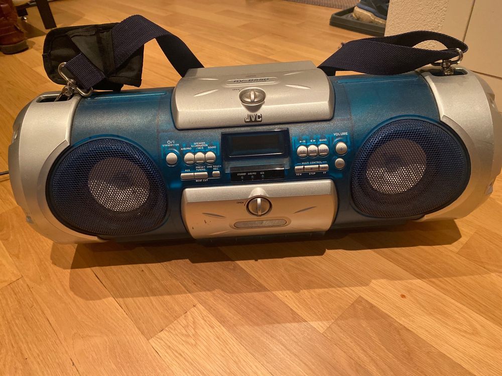JVC Ghettoblaster RV-B550 (Gebraucht) in Wattwil für CHF 20 – nur ...
