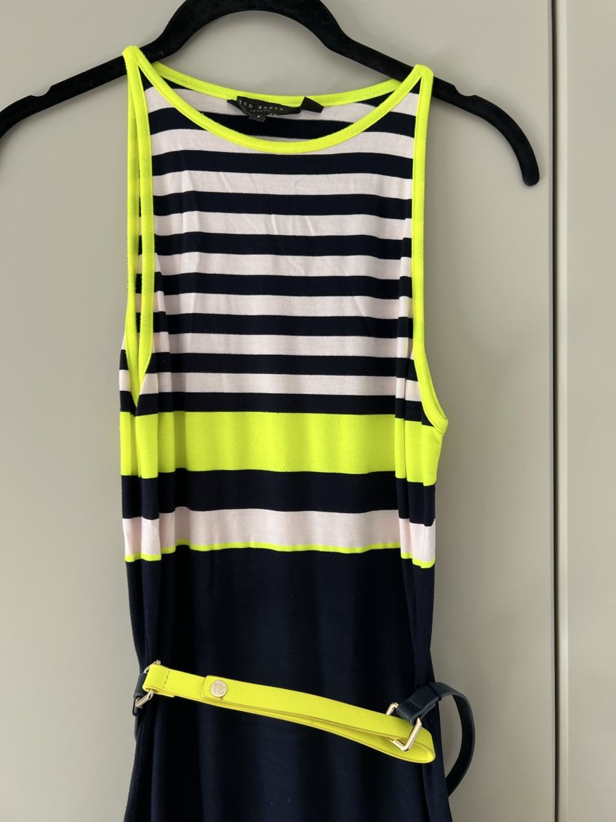 Ted Baker Vestiti: Ted Baker jersey dress  – Usato da Zollikon venduto da jud_cmm9 3