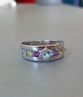 Ring mit Blautopas in 375 Weissgold