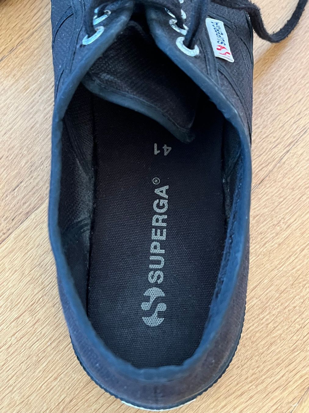 Herrenschuhe: Superga Turnschuhe Gr. 41 schwarz – Gebraucht aus Zürich von ell_66t7 3