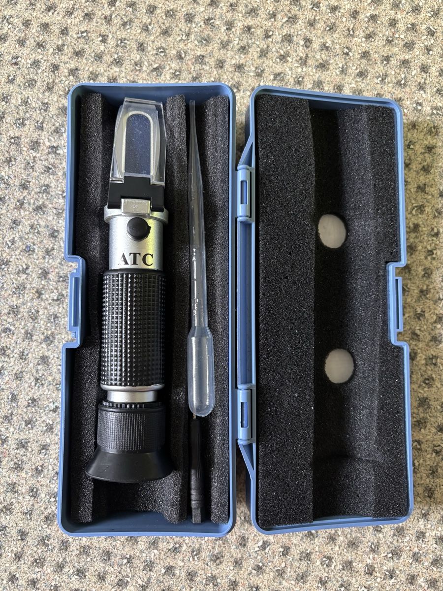 Messen: ATC Refraktometer 0–32 % Brix mit Etui & Pipette – Gebraucht aus Winterthur von Pianojazzman