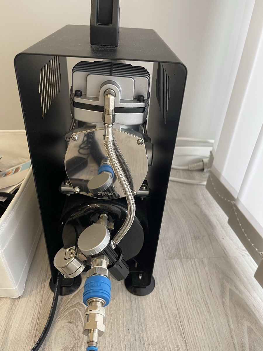 Attrezzature mediche: Mesogun Dermatic inklv. Kompressor – Usato da Winterthur venduto da lau_spc7 1