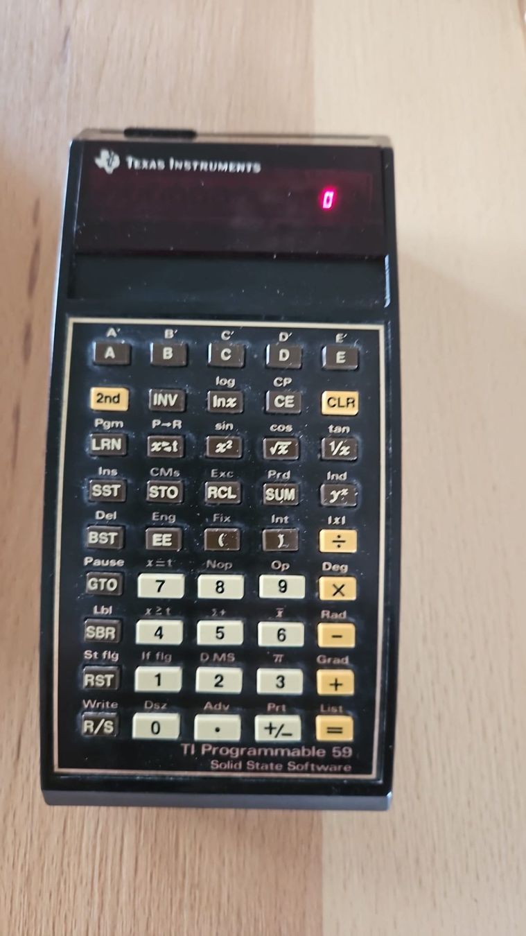 Texas Instruments Calcolatrici tascabili: TI-59, Master Lib Modul,Texas Instruments,Standard Batterien – Usato da Mauren TG venduto da nochbilligerjakob 7