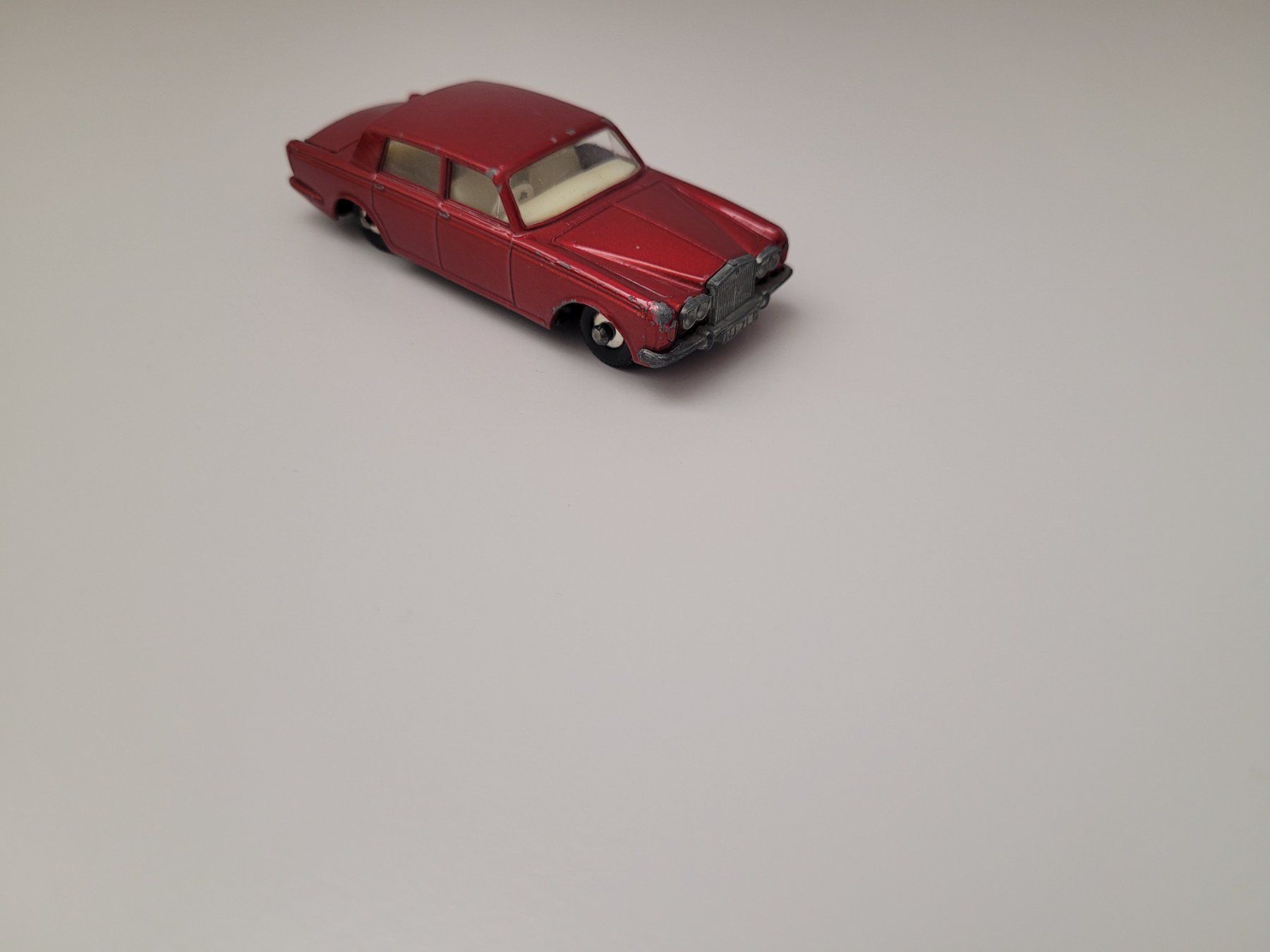 Lesney Modellini d'auto: ROLLS ROYCE SILVER SHADOW (1/64) LESNEY MATCHBOX, TOP – Usato da Zumikon venduto da tho_9zm8 1