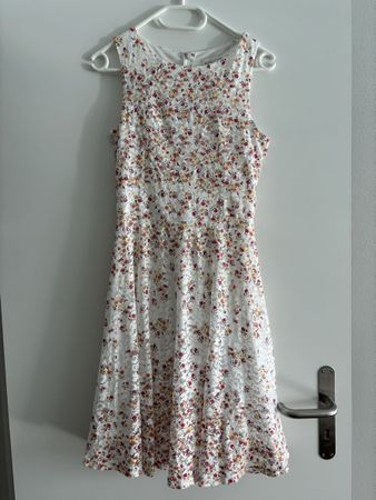 geblümtes Sommer-Kleid von Apricot
