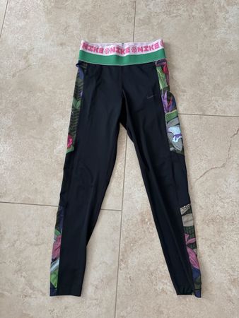 Nike Damen Leggings schwarz bunte Seitenstreifen Grösse S