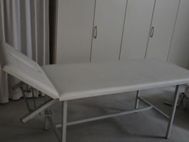 Massageliege Zug Adorina 65 weiss verstellbar guter Zustand