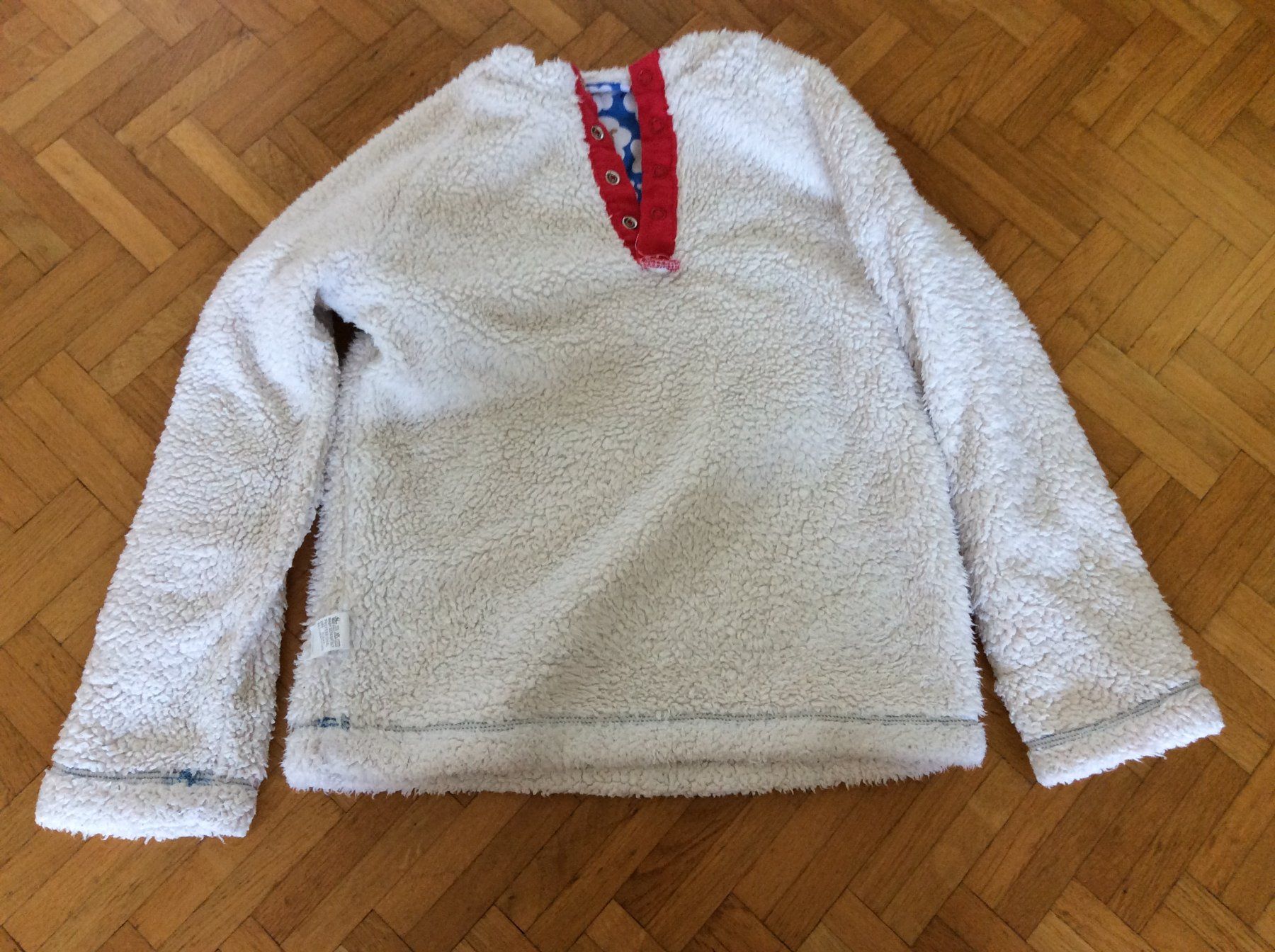 Pullover & Sweatshirts: Pull motif mouton super chaud 6-7 ans et mois – Gebraucht aus Le Mont-Pèlerin von dundun1 7
