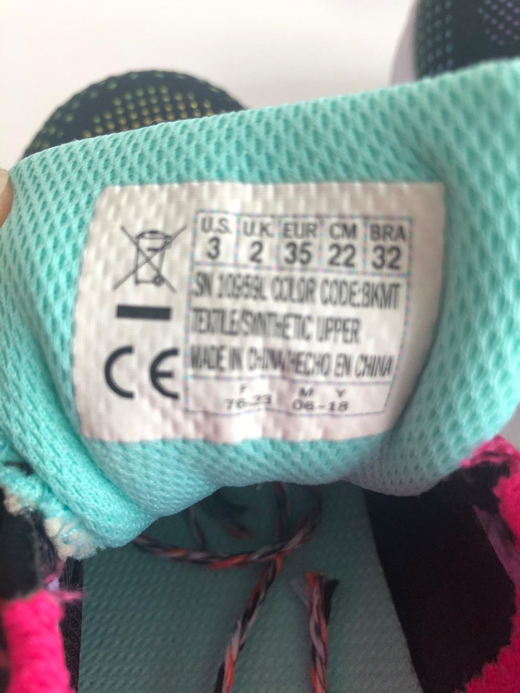 Skechers Scarpe per ragazze: Skechers Sneaker Gr. 35 Mit Licht – Usato da Egg b. Zürich venduto da egg2665 3