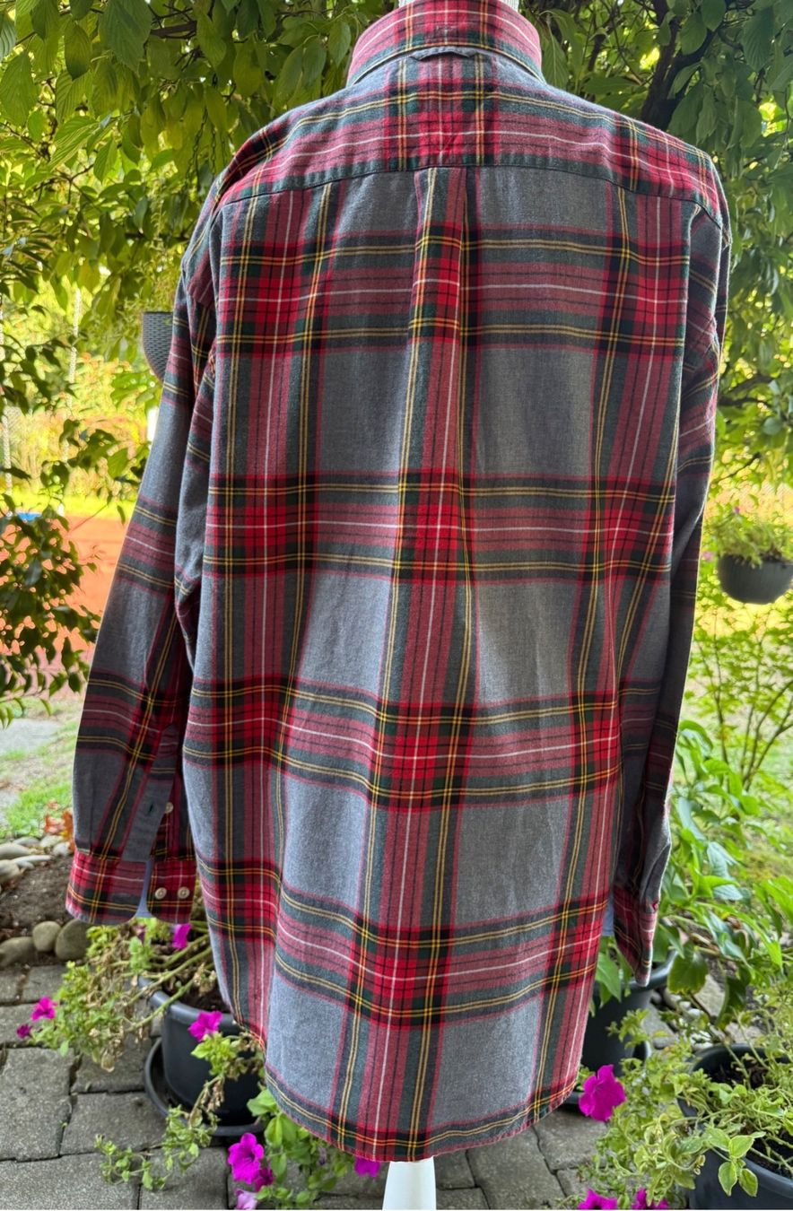 Tommy Hilfiger Hemden: TOMMY HILFIGER HEMD GR. L – Gebraucht aus Spiegel b. Bern von Rogger72 3