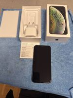 Apple iPhone XS 64 Go  Noir  Avec boîte et accessoires