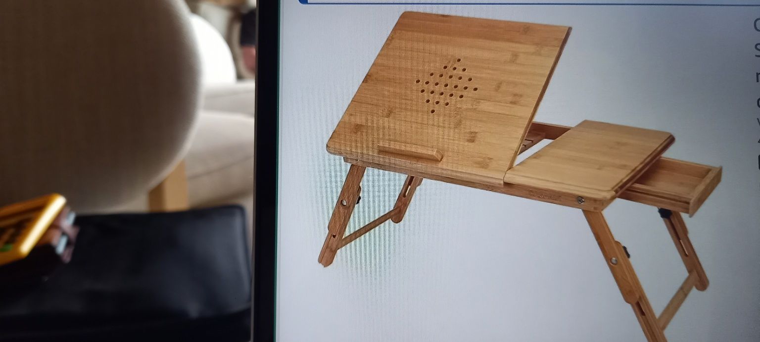 Racks & Cavalletti: Tablette Bambou pour ordinateur portable, comme neuve! – Nuovo e nell'imballaggio originale da L'Abbaye venduto da AngeGafner