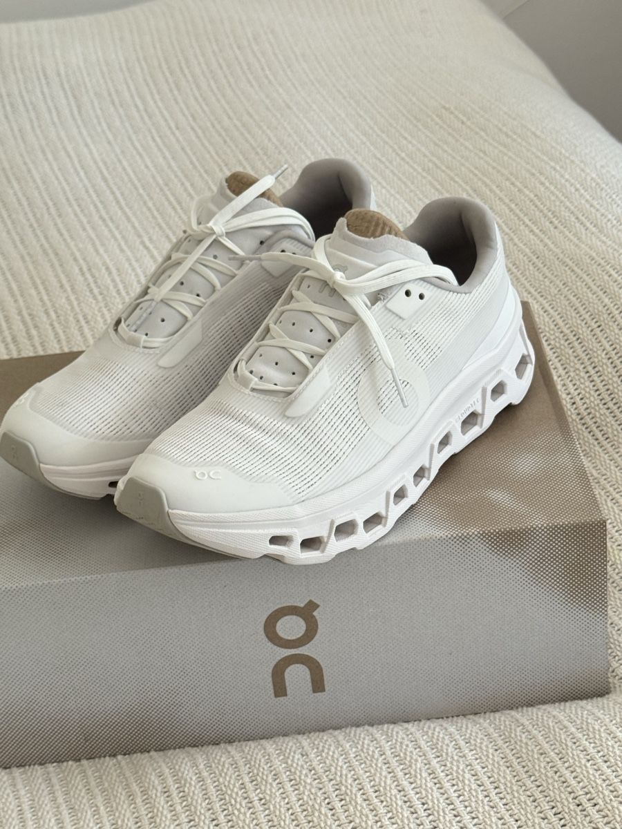 On Damenschuhe: On Cloudmonster Void Damen Schuhe – Neu (gemäss Beschreibung) aus St. Gallen von yul_lfs7