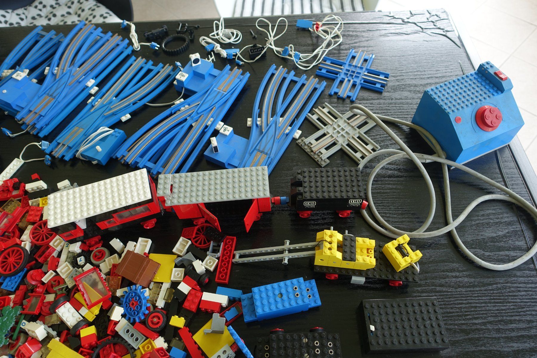 Lego Giocattoli: Lego-Eisenbahn 4,5 Volt mit Zubehör – Usato da Belp venduto da Mazarron58 2