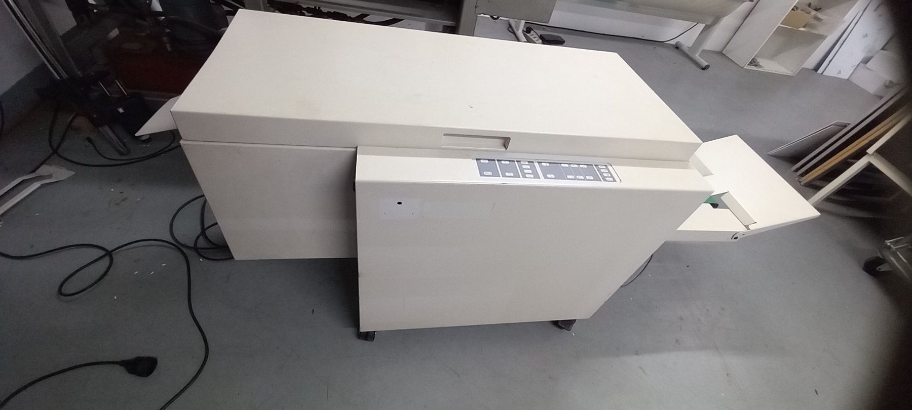 Bindegeräte: Broschürenbinder Xerox – Gebraucht aus Mönchaltorf von Blamp