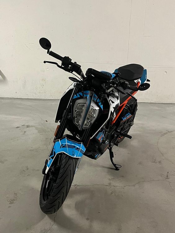 KTM Strada: KTM 125 Duke mit einzigartigem Decor – Usato da Weiningen ZH venduto da MellRo.54