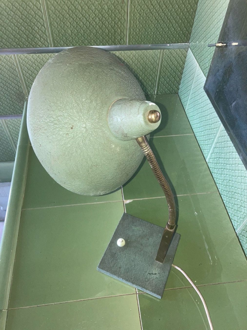 Lampes: Tischlampe, Lampe, Schwanenhals – D'occasion à Neftenbach par 889095 1