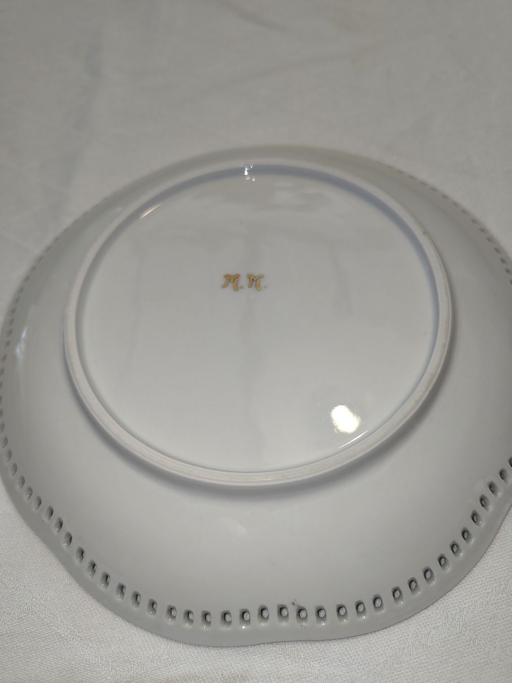 Teller: Teller mit Blumenmuster, Goldrand, Handbemalt, Vintage – Gebraucht aus Biel/Bienne von DoNa82 2