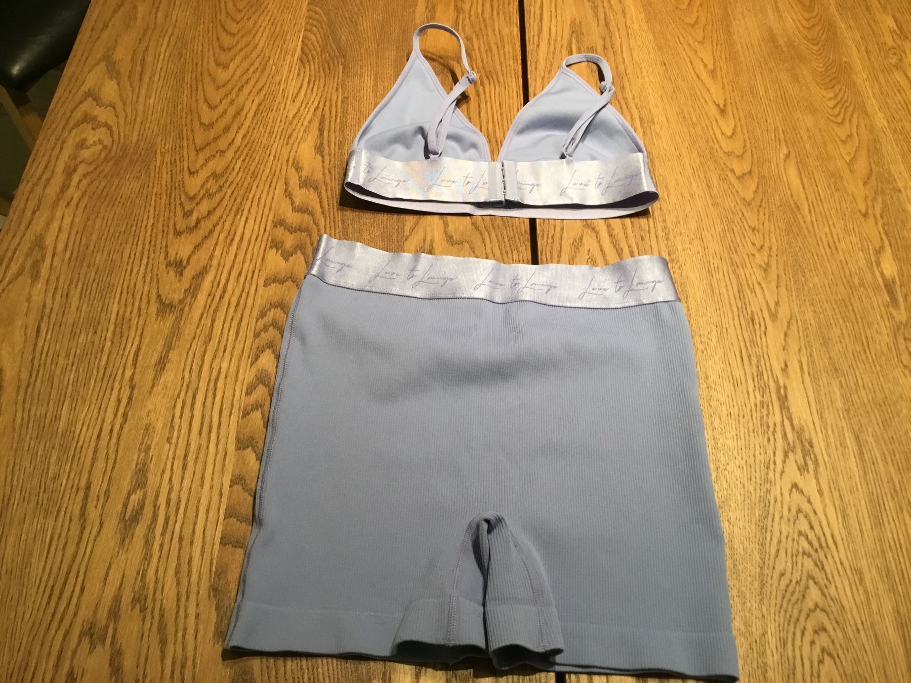 Sonstige Unterwäsche: Loungewear Set - BH und Shorts - Grösse m- – Neu (gemäss Beschreibung) aus Würenlos von Tina48