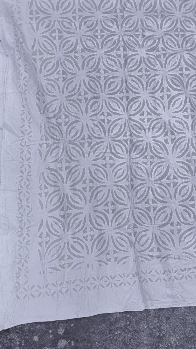 Couvertures: Wunderschöne Boho Tagesdecke, cut-work, neuwertig! – Neuf (Voir description) à St. Niklausen LU par Ispaar 2