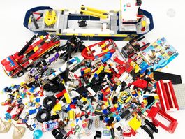 Lego Konvolut Bausteine Fahrzeuge Figuren Schiff - ca. 3 kg