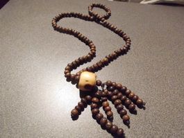 Kette Holzperlen, grosser Anhänger