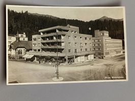 Photo Karte / Arosa - Bahnhofplatz Gelaufen 1935