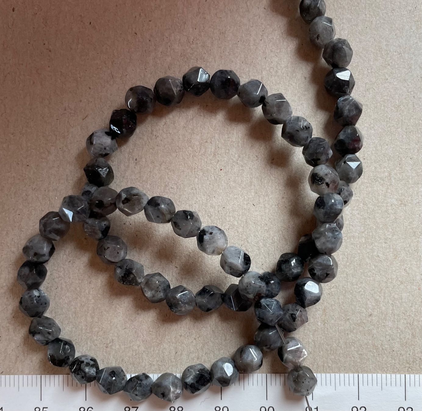 Catenine: Labradorit Larvikit  Kette    UNIKAT   45cm lang    m.Feuer – Nuovo e nell'imballaggio originale da Leuggern venduto da gemshow 3