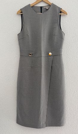 Robe fourreau