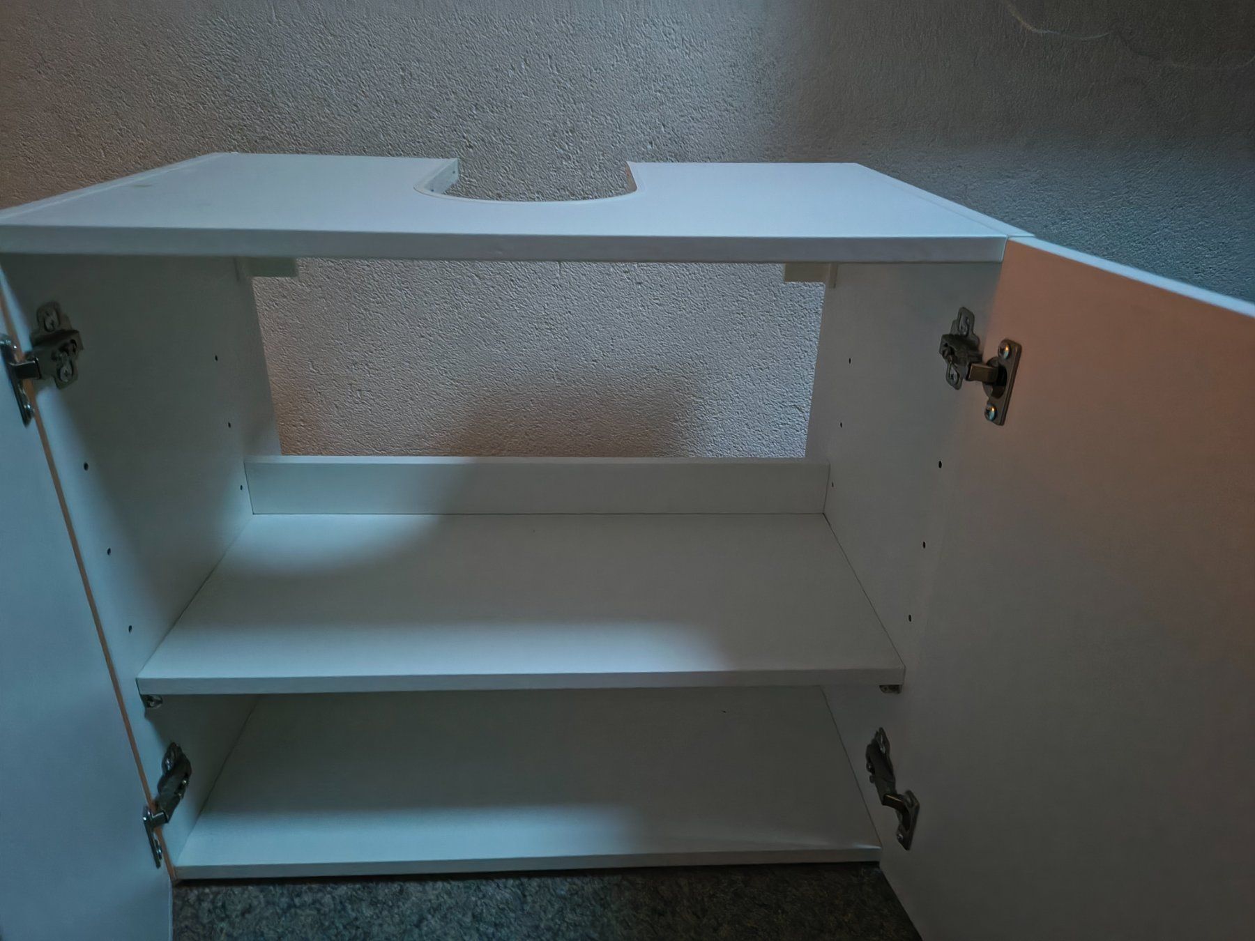 Mobili per bagno: Lavabo Möbel – Usato da Vordemwald venduto da Bautreu 2
