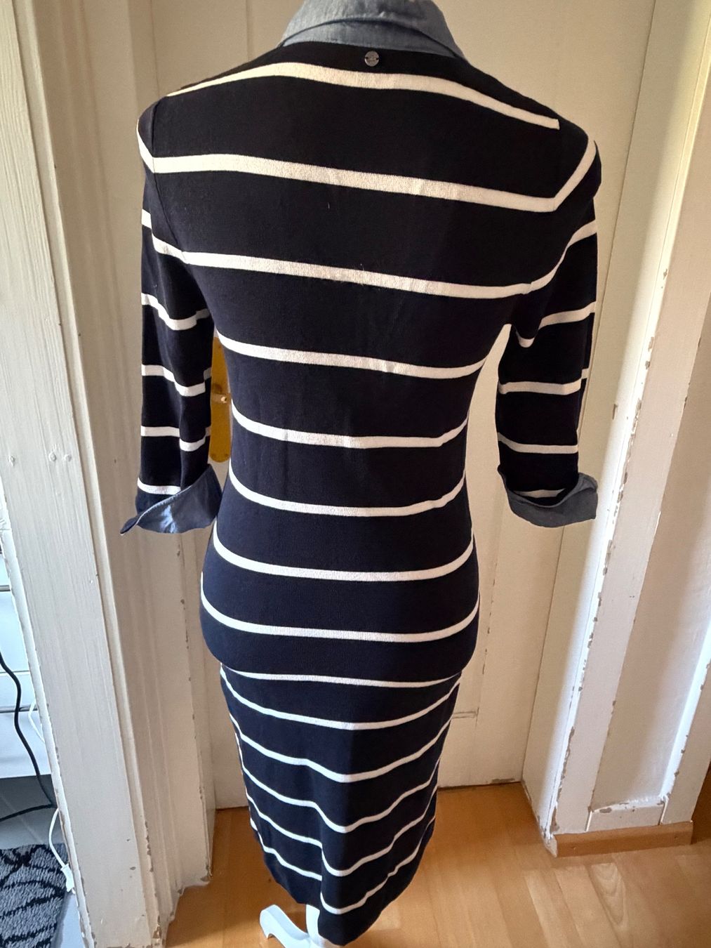 Comma Kleider: Schönes Strick-Hemdblusenkleid von comma – Gebraucht aus Schaffhausen von _queen_c 1