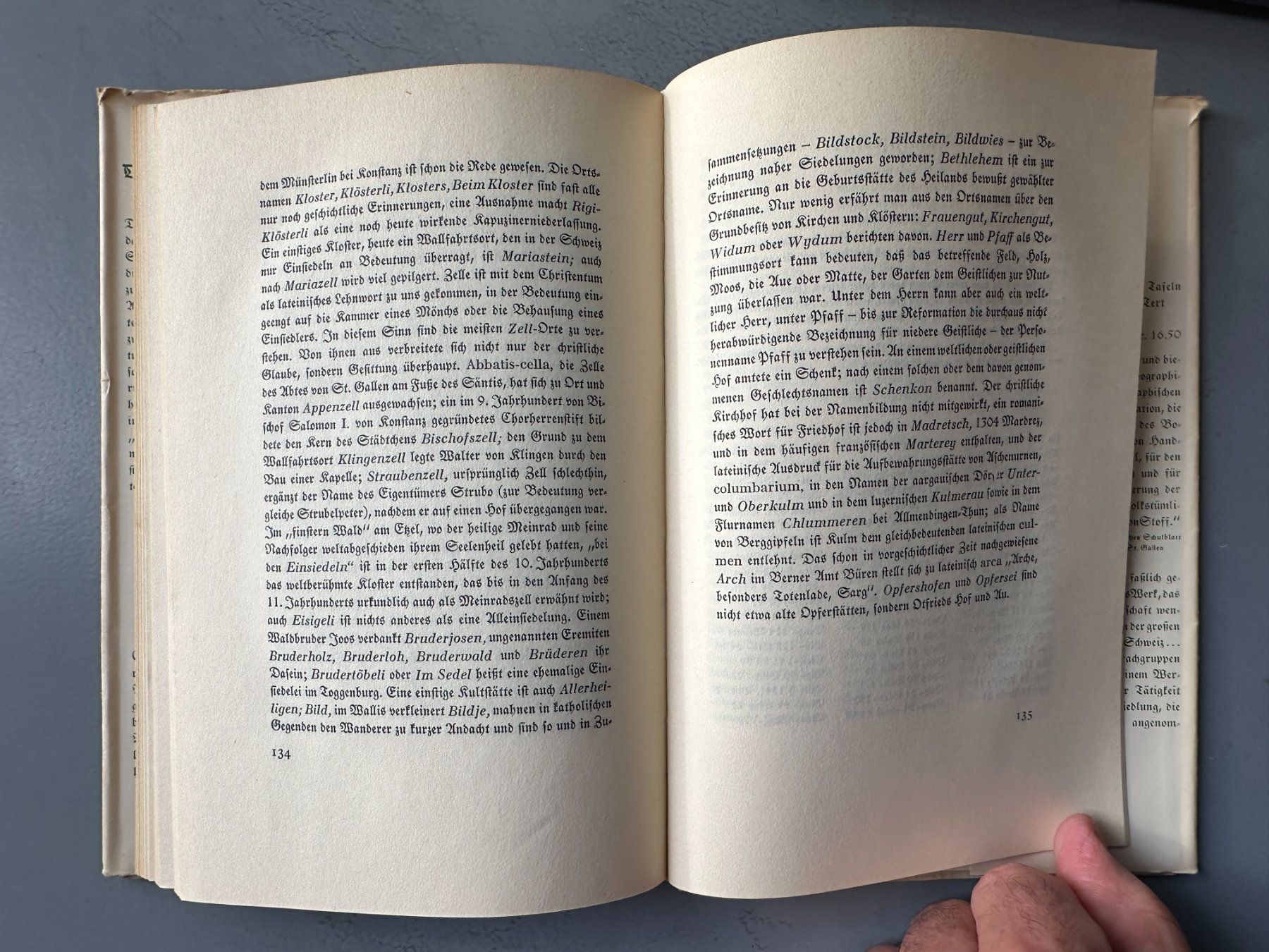 Bücher: Paul Oertli: Deutschschweizerische Ortsnamen – Gebraucht aus Zürich von allp 8
