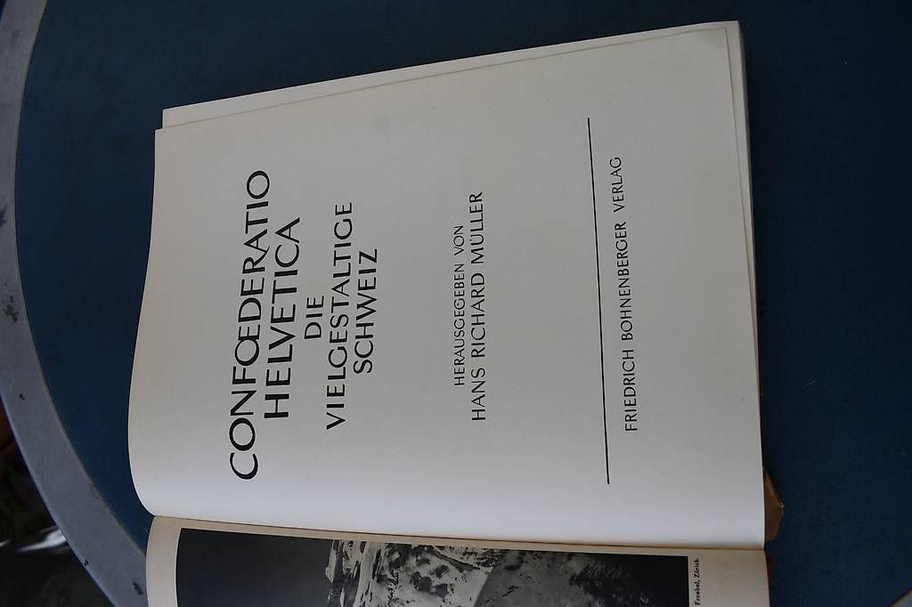 Livres: Confoederation Helvetica – D'occasion à Brügg BE par Aristotolius 2