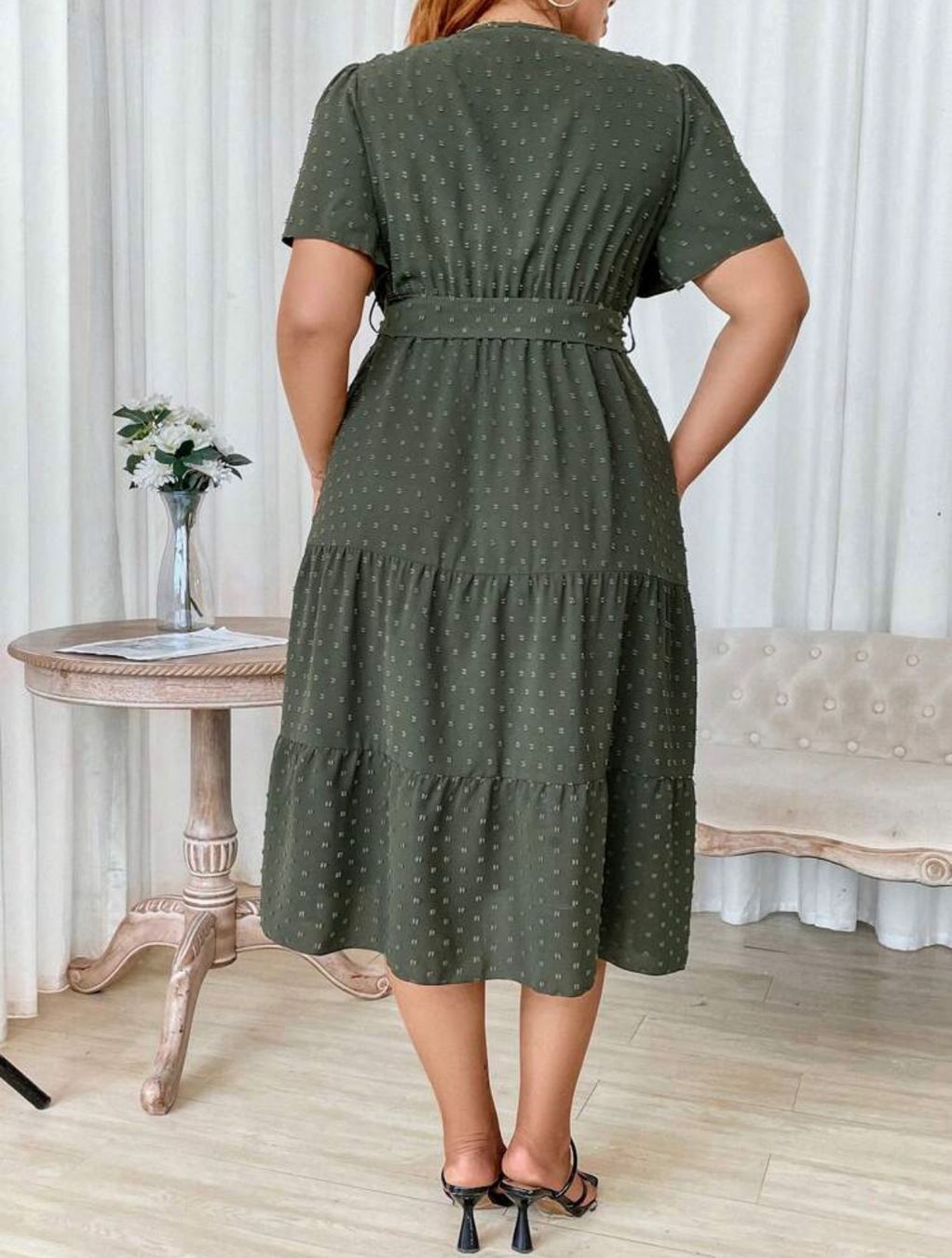 Shein Vestiti: Maxikleid mit Gürtel oliv Gr. 56 / 58 / 60 – Usato da Pratteln venduto da a23_j2gs 1