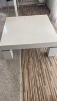 Hochwertiger İstikbal Couchtisch 90 × 90 cm – mit rollen