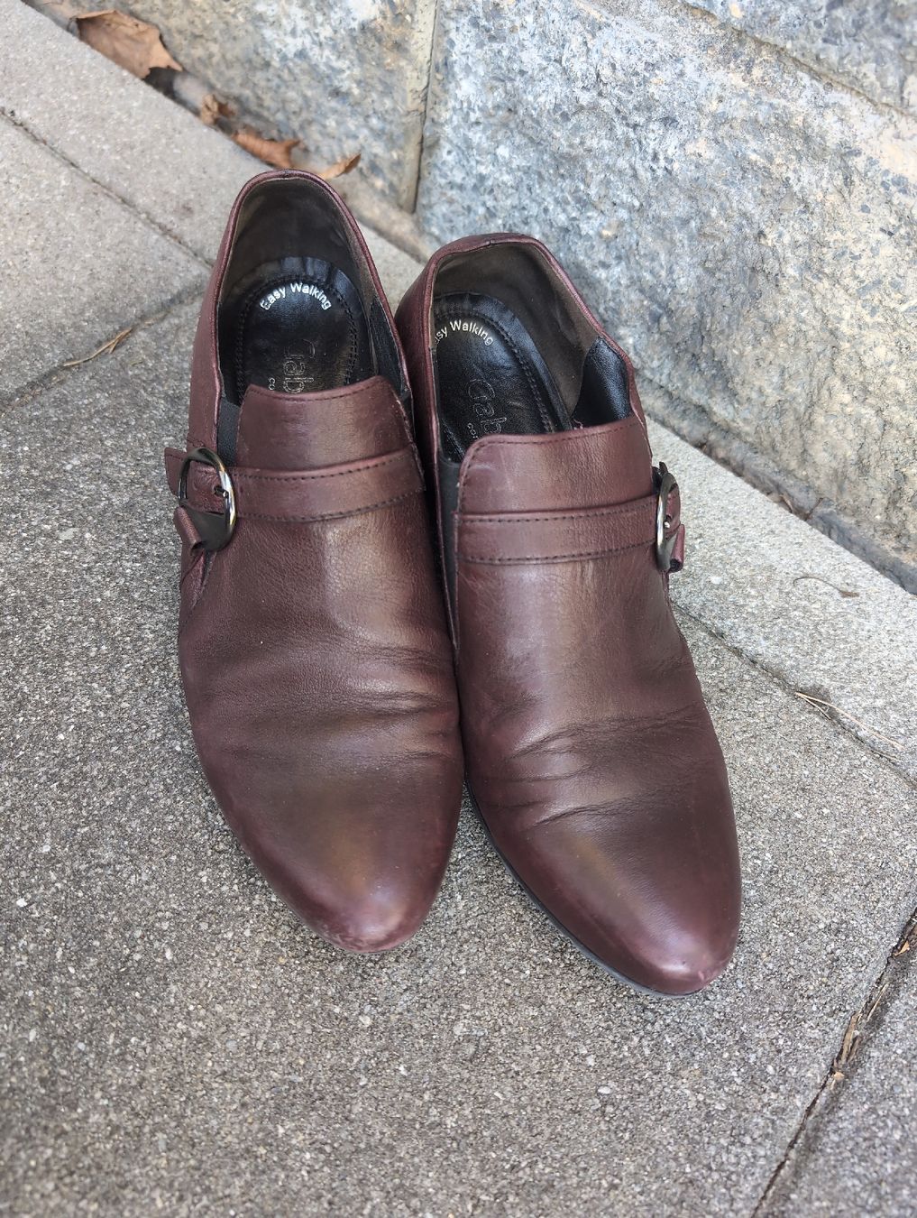 Scarpe da donna: Braune Lederschuhe Gr. 39 Absatzschuhe – Usato da Alberswil venduto da __colafroeschli__ 1
