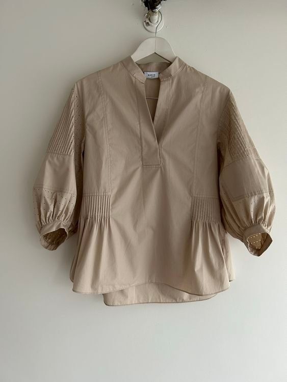 Akris Camicette: AKRIS PUNTO Bluse beige ❤️❤️ – Nuovo e nell'imballaggio originale da Hombrechtikon venduto da Herbstsonne