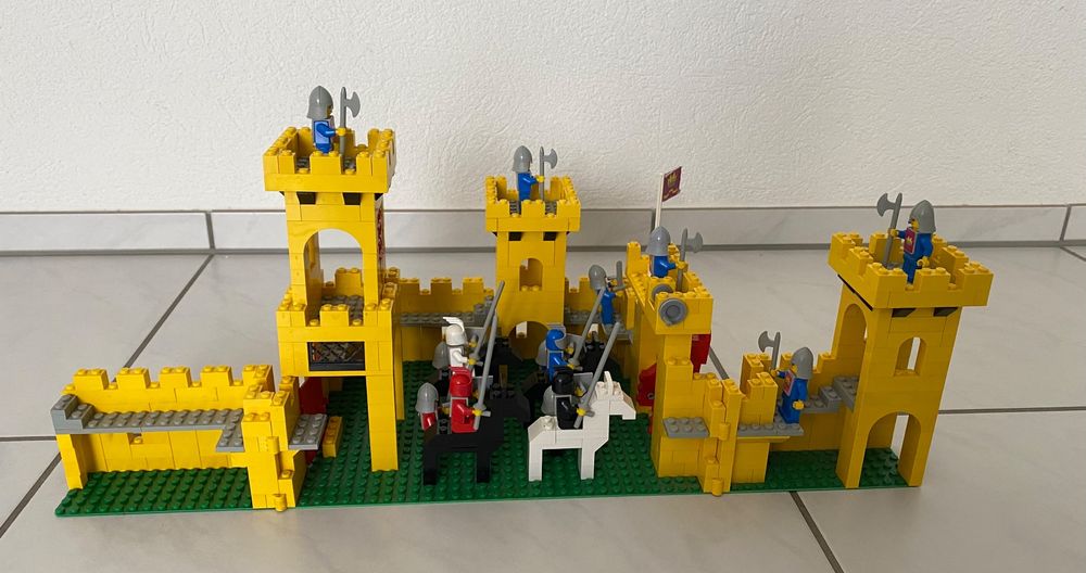 Lego 375 Gelbe Ritterburg (1978) - nahezu komplett (Gebraucht) in ...