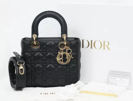 🖤 **Dior My Lady Dior – Schwarz – goldfarbene Hardware –