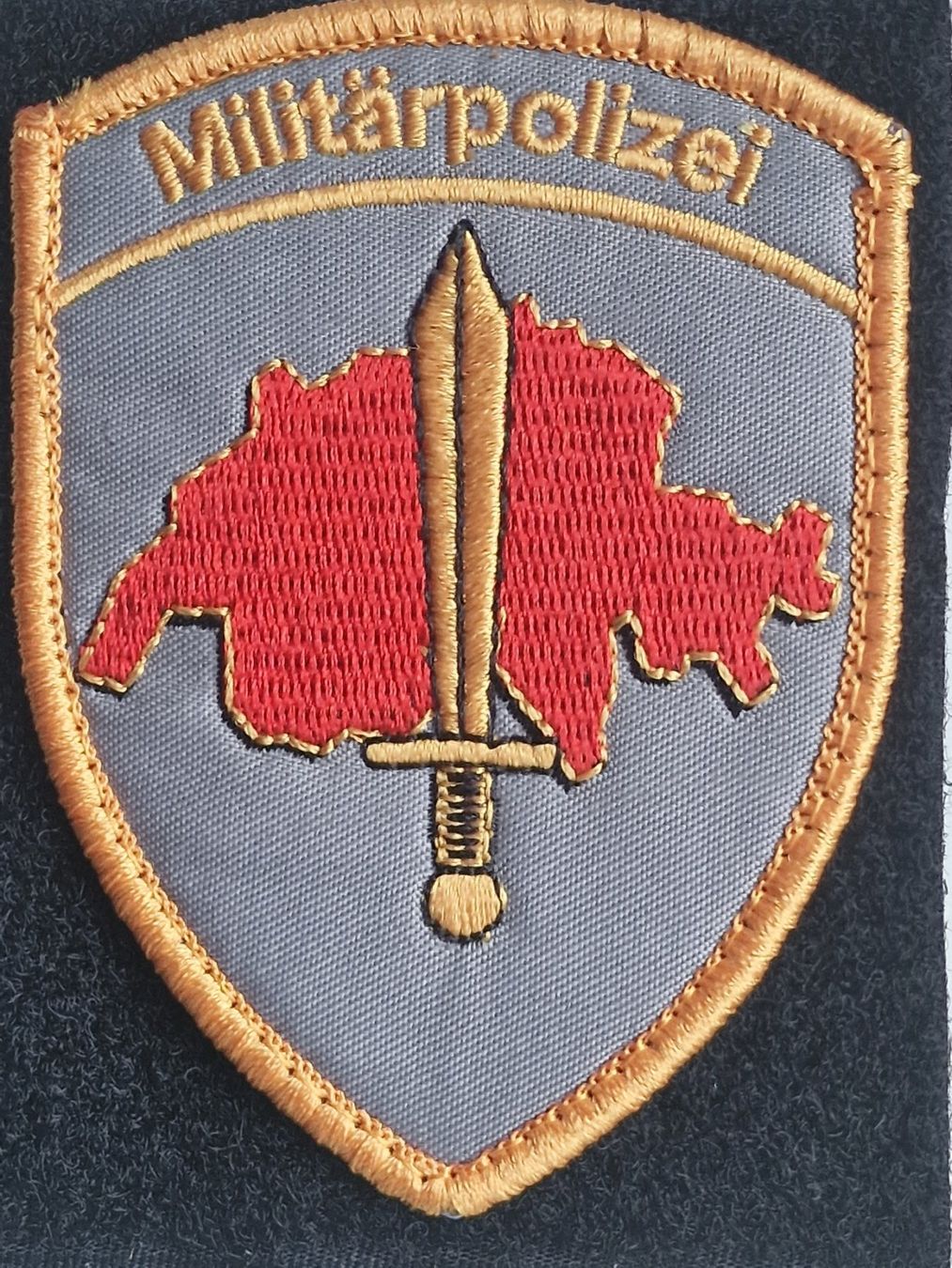 Schweizer Armee Placchette & Badge: Militar Polizei Abzeichen Badge Klett – Nuovo (secondo la descrizione) da Nyon venduto da freetoys08