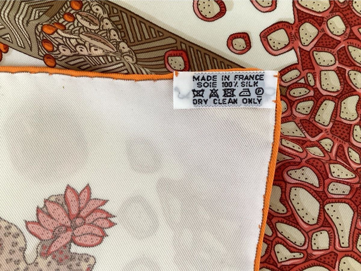 Hermès Foulards, Tücher & Schals: Hermés Paris, Seidenfoulard – Gebraucht aus Salenstein von Esprit57 6