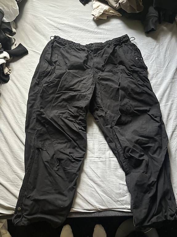 Pantaloni: Hosen – Nuovo e nell'imballaggio originale da Bern venduto da ste_bjk7 1