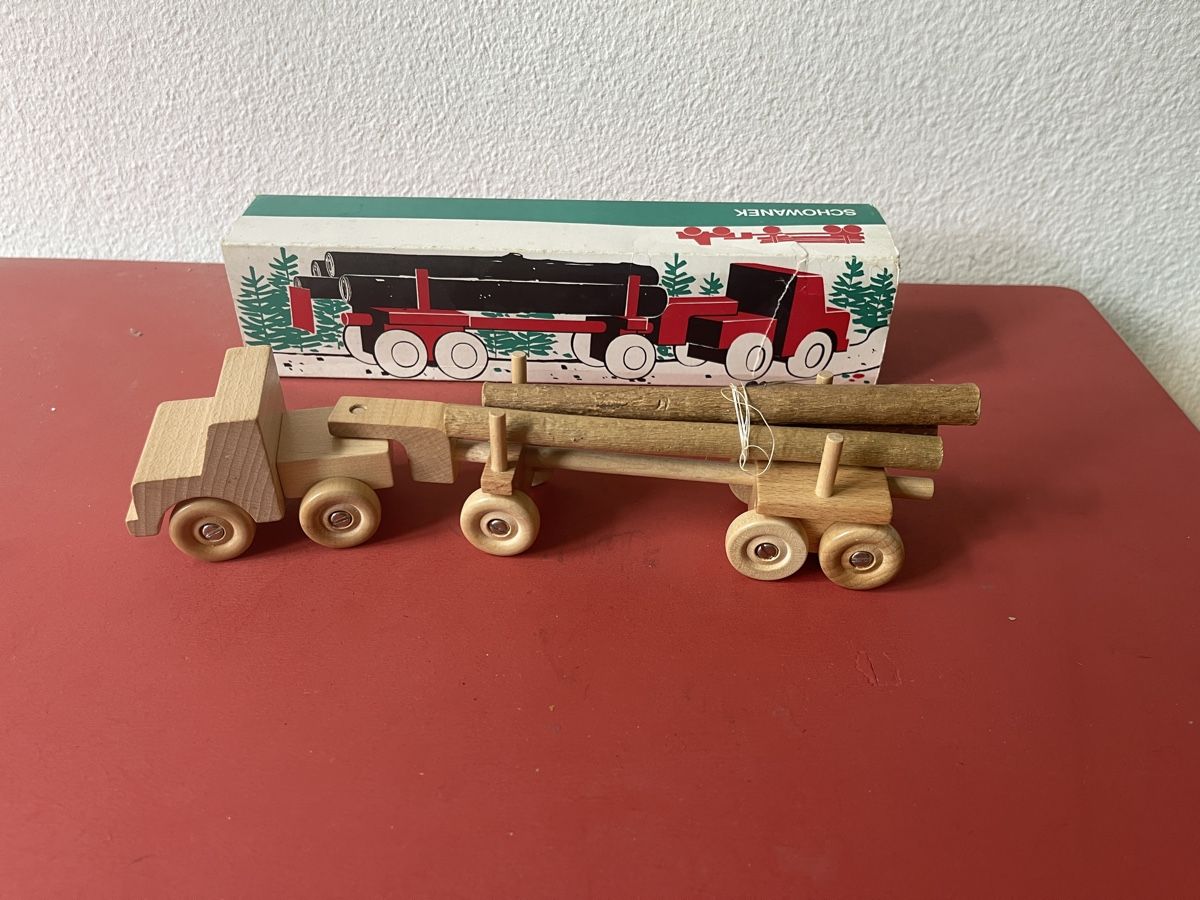 Spielzeuge: Holz Spielzeug – Gebraucht aus Arlesheim von ren_5d2b