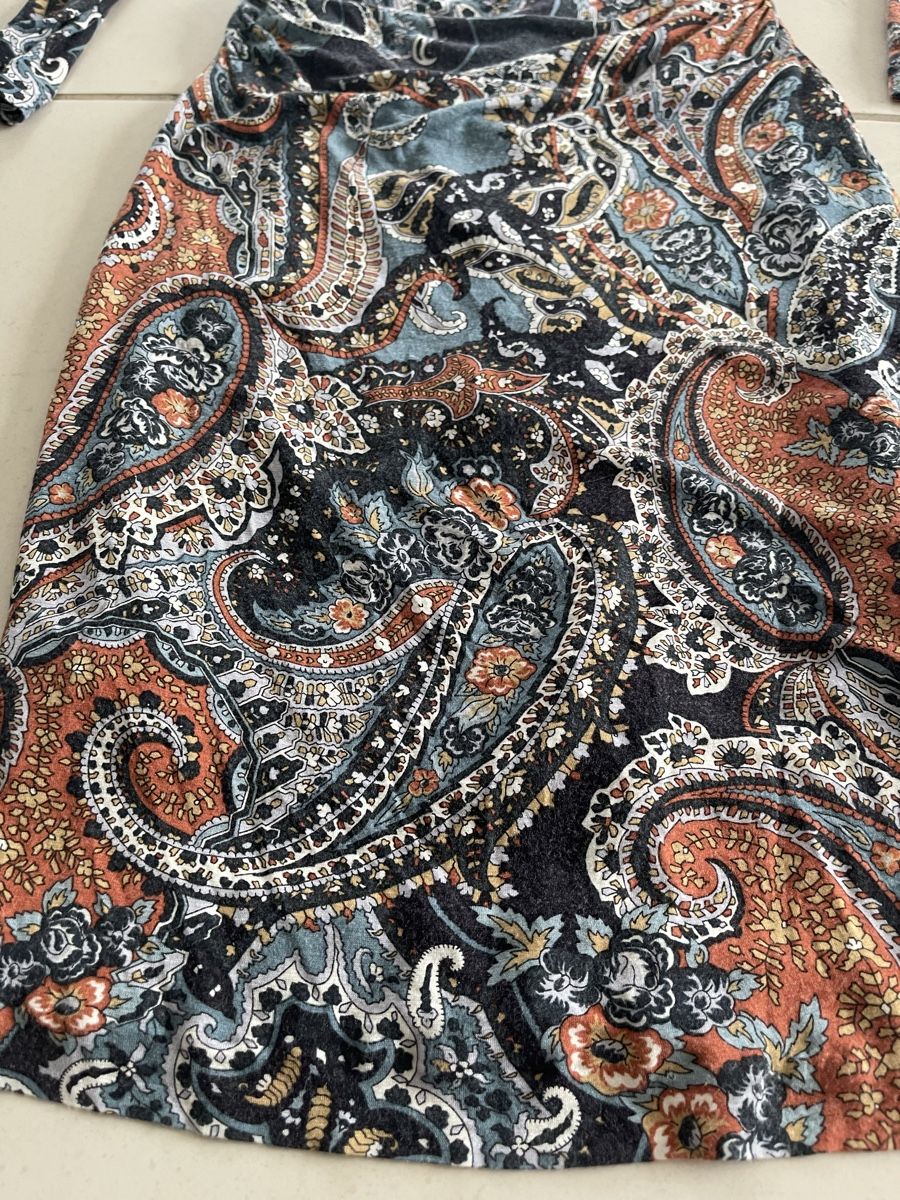 Vestiti: Wunderschönes Tailliertes Kleid mit Muster Gr XS/S – Usato da Bassersdorf venduto da Sandy456 2