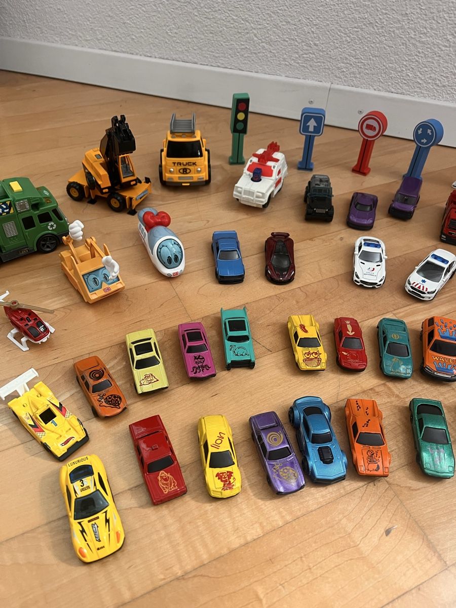 Hot Wheels Giocattoli: Kleine Autos – Usato da Zürich venduto da evebleu 2