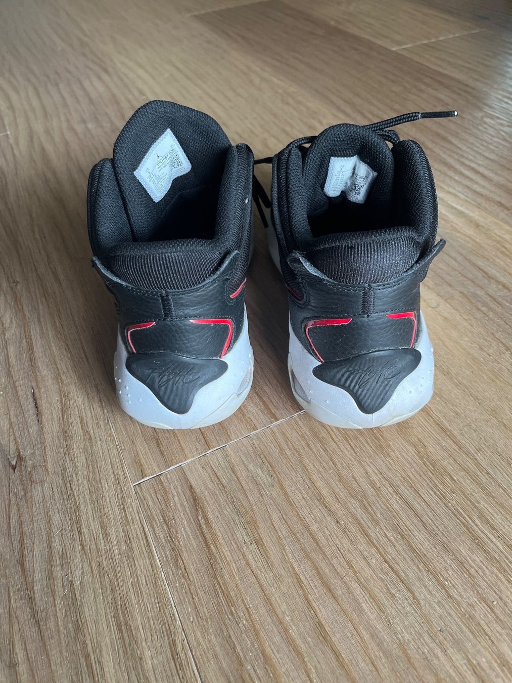 Jordan Scarpe per ragazzi: Jordan Schuhe – Usato da Oberlunkhofen venduto da eduardschweizer 1