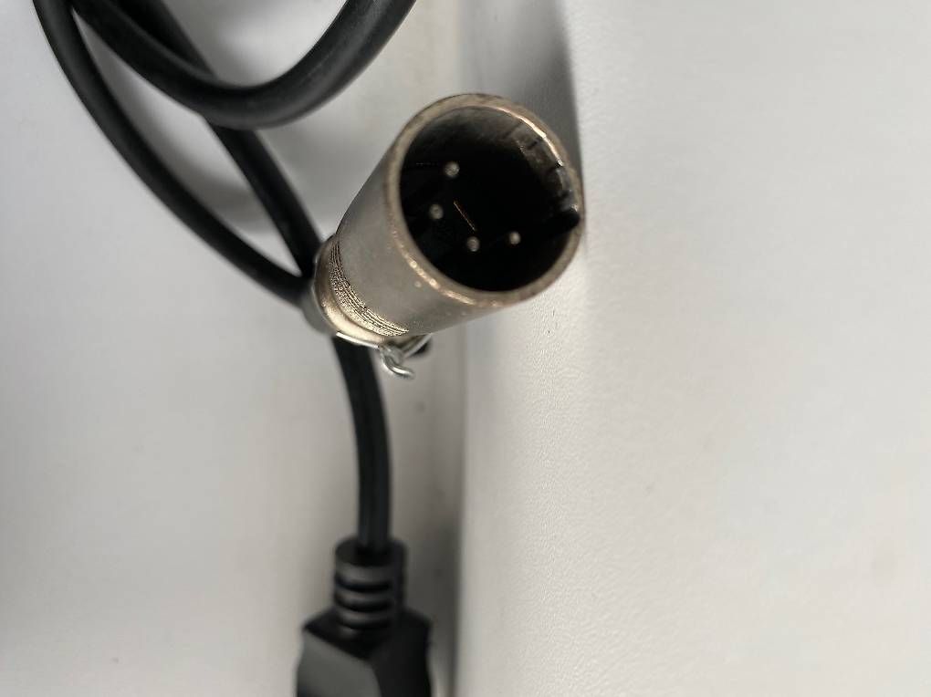 Caricabatterie: Bionx Ladegerät  – Usato da Eiken venduto da Xar58 3